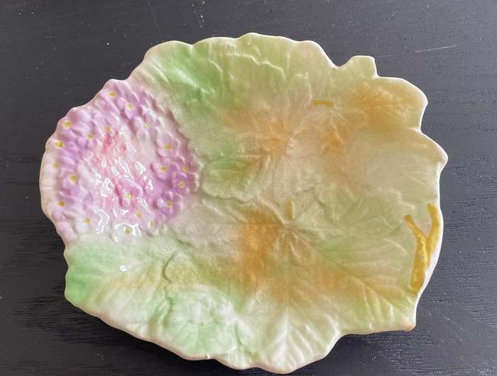 Vintage Hydrangea Trinket dish - AVON pottery