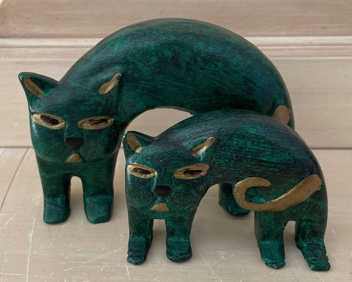 Two Delightful Ceramic Stylized Cats in Emerald and Gold colour. R60 for the pair!
