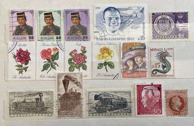 Mixed world  - Used stamp lot.4