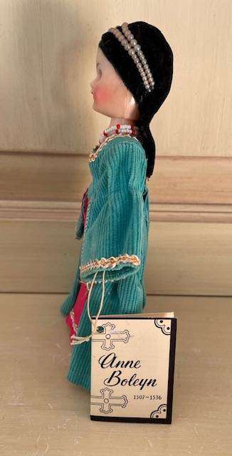 Vintage Historical Collectible Doll - Anne Boleyn . Quality collectible #2 in the series