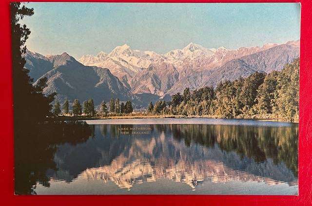Vintage postcard - Lake Matheson - New Zealand , South Island - GB Scott publication unused