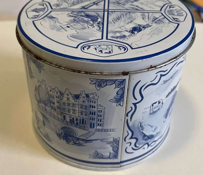 Vintage Delft Like Tin - Windmills, clogs, cows, farm scenes - Beautiful! Collectible! # Holland