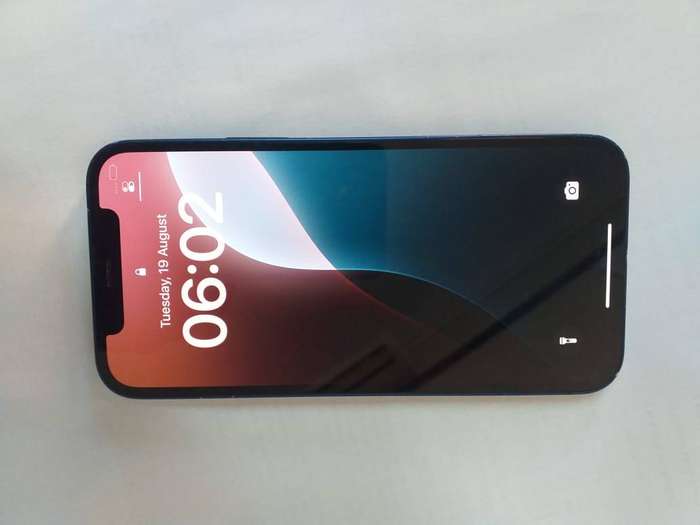 IPHONE 12