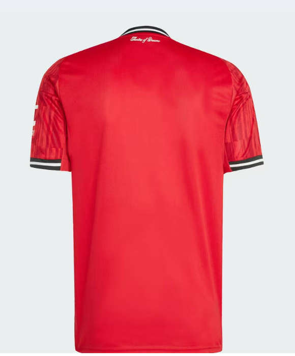 Manchester United 25/26 Home Jersey "Large"