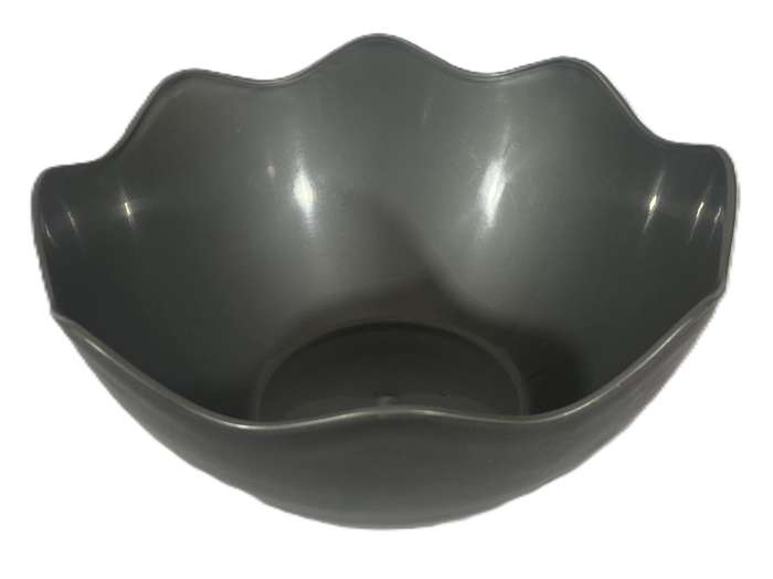 3 Liter salad bowl - Garage sale Item 1
