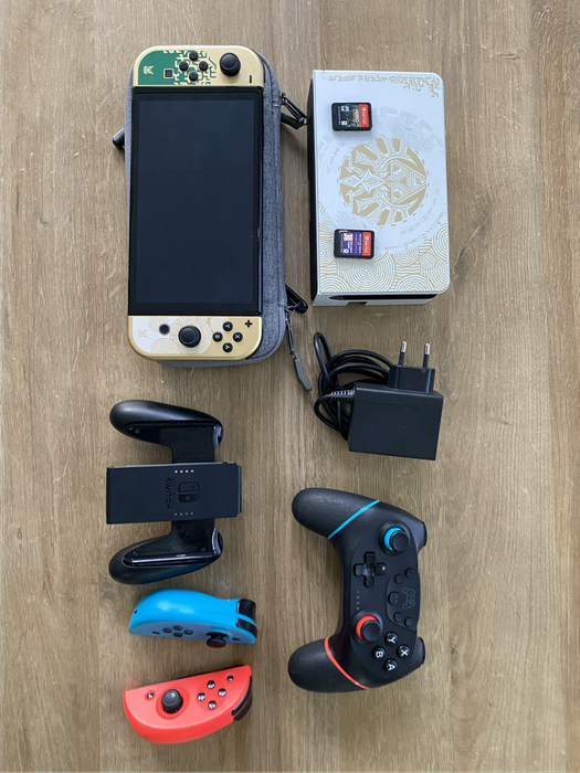 Nintendo Switch OLED (TOTK Edition)