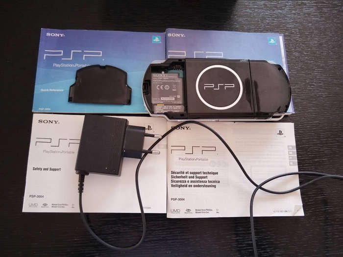 PSP SLIM 3000 BLACK