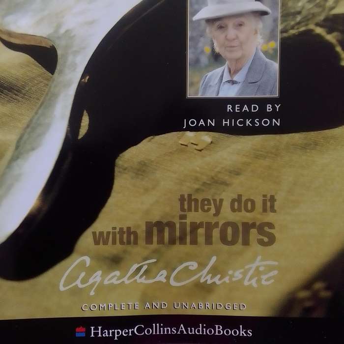 They Do It With Mirrors (5-CD Audio Book) Agatha Christie