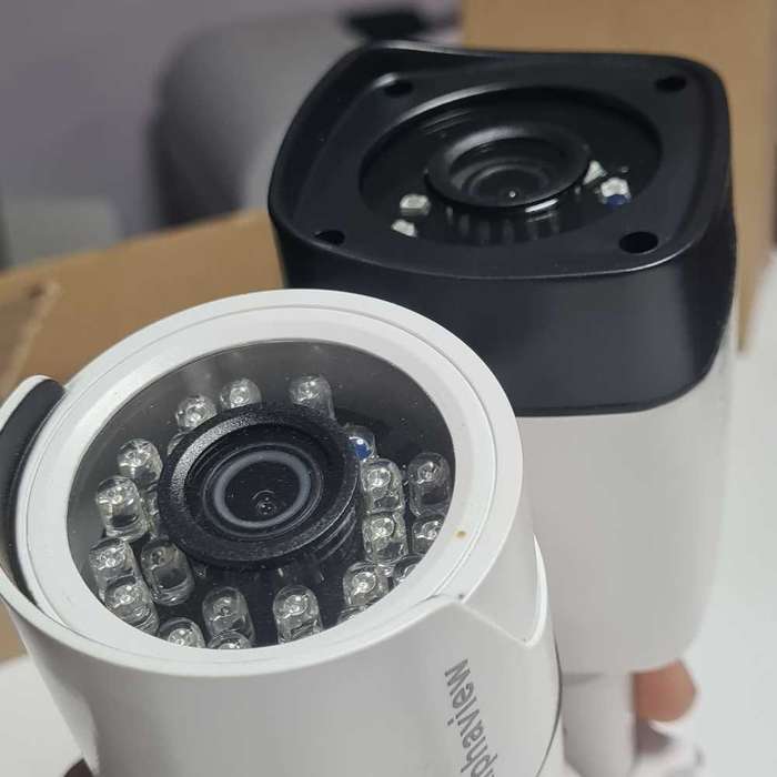 Cctv cameras x 2