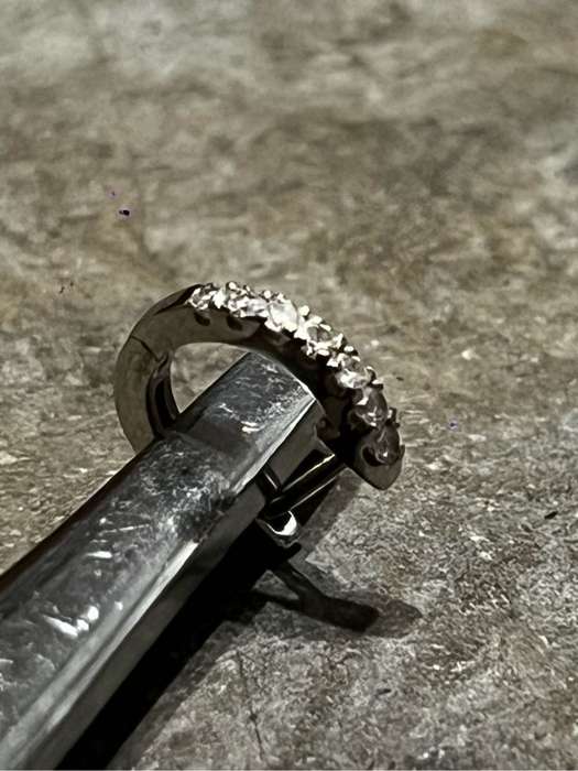 9ct White Gold Huggies