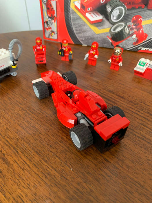 LEGO 8673 Ferrari F1 Fuel Stop  With Box & Instructions