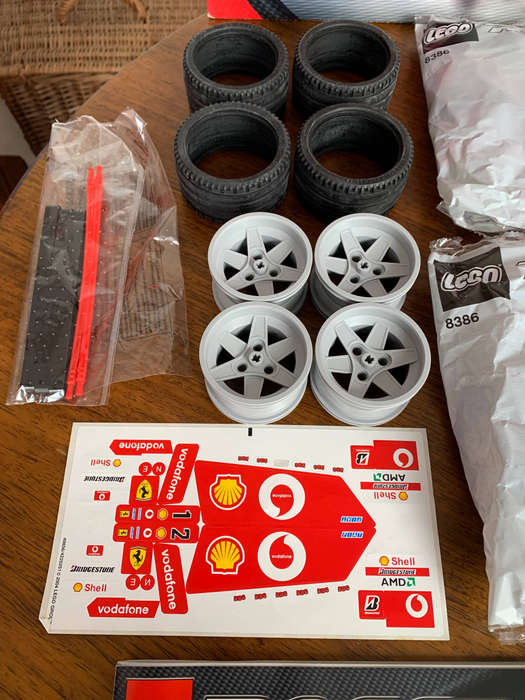 LEGO 8386 Ferrari F1 Racer 1:10  Sealed Packets  Box & Manual  Collectors Set