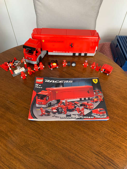 LEGO 8654 Scuderia Ferrari Truck