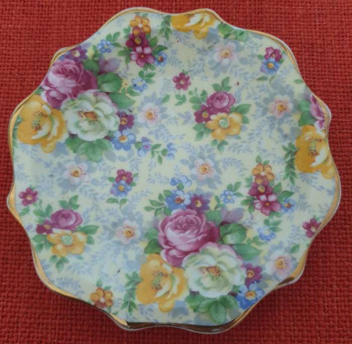 Royal Albert and James Kent collectable small bowls