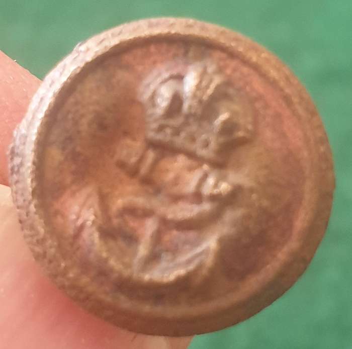10 x Antique Anglo Boer War tunic buttons
