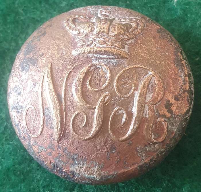10 x Antique Anglo Boer War tunic buttons