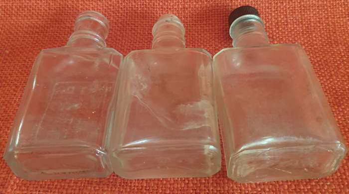 5 x Vintage Dr. Kiesow's Essence of Life/Lewens Essens bottles