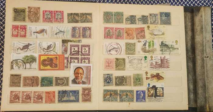 Stamp Album Hard Cover 10 Page 18 Sides  Mix World (NOT CHECKED)