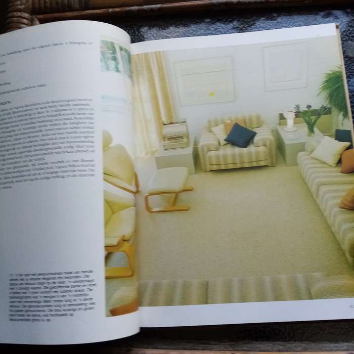 Estelle Spaarwater's Guide: "Praktiese Binneversiering Vir Suid-Afrika"  Stylish Interior Design