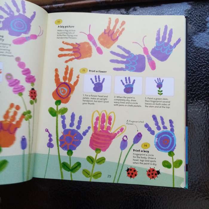 365 Things to Make and Do: Creative Fun for Kids - Usborne Activities Book