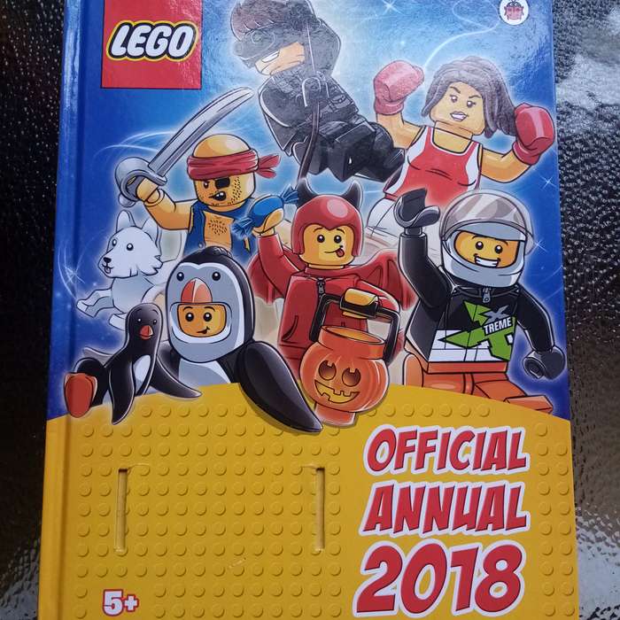 LEGO Official Annual 2018: A Must-Have for LEGO Fans and Collectors