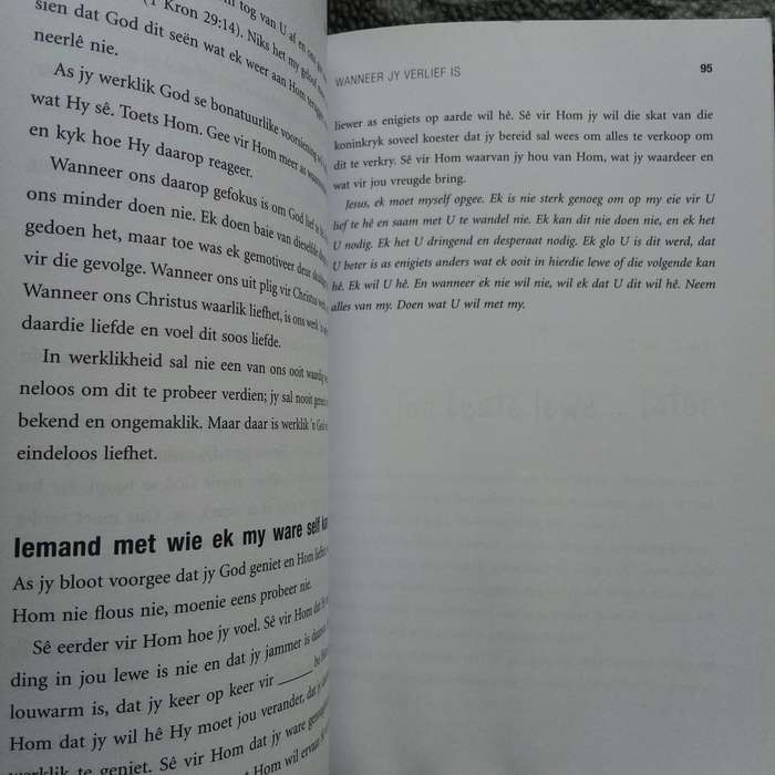 Radikale Liefde: Oorweldig deur God se Onwrikbare Liefde  Inspiring Christian Read