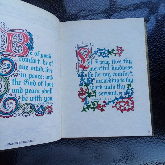 Thoughts to Live By: Inspiring Biblical Selections for Daily Reflection