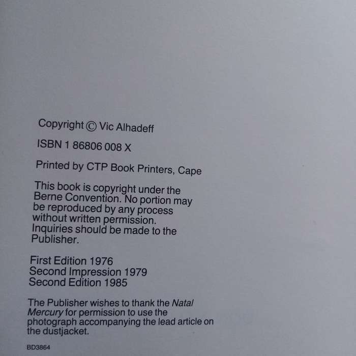 A Newspaper History of South Africa: Insightful Perspectives by Vic Alhadeff