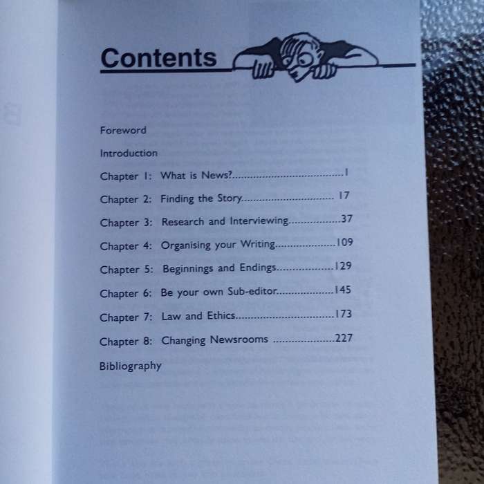 Introduction to Journalism - Gwen Ansell | Essential Guide for Aspiring Writers & Media Enthusiasts