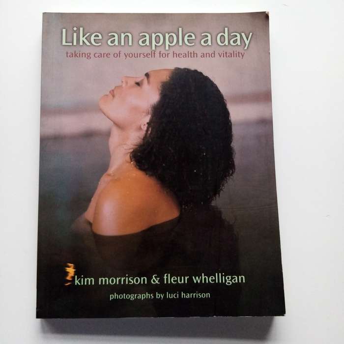 Like an Apple a Day by Fleur Whelligan | Inspiring Guide to Healthy Living & Natural Wellness
