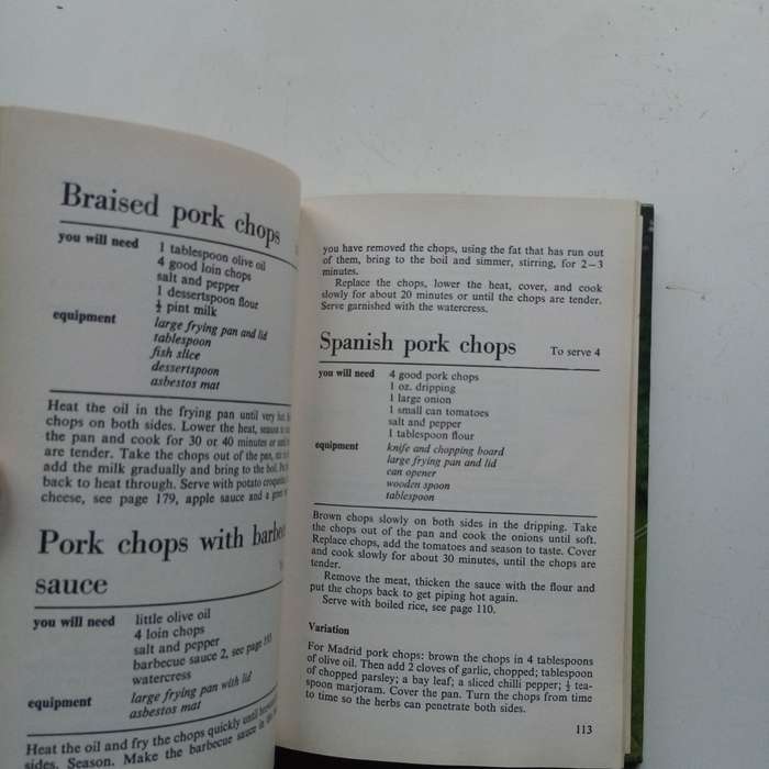 Cooking for Campers: Outdoor Adventure Recipes, Campfire Meals, and Wilderness Cooking Tips