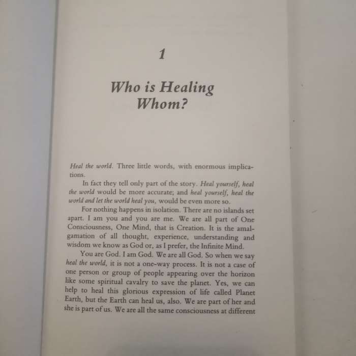 Heal the World: A Do-It-Yourself Guide to Human & Planetary Transformation by David Icke