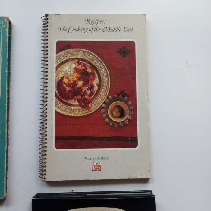 4 Book Bundle - Entertaining with Wines of the Cape, Cooking of the Middle East, Table Layout, Might