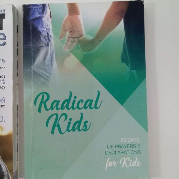 Expectant Fathers & Mothers Guide + Radical Kids & 60 Days of Prayers Bundle  Ultimate Parenting