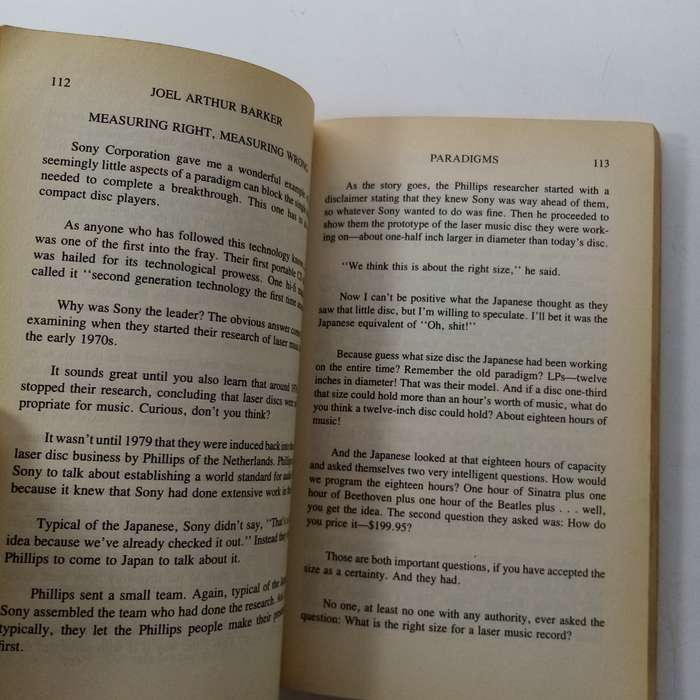 Paradigms: The Business of Discovering the Future  Joel A. Barker (Paperback)
