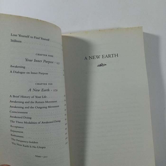 A New Earth  Eckhart Tolle | Spiritual Awakening, Mindfulness, Ego Transcendence