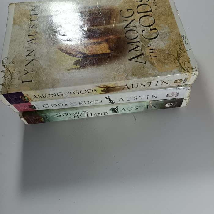 Gods & Kings Trilogy Bundle by Lynn Austin | Chronicles of the Kings Series (3 Volumes