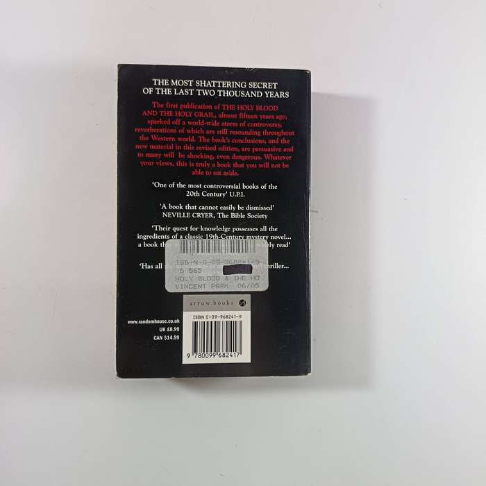 The Holy Blood and the Holy Grail by Michael Baigent, Richard Leigh, & Henry Lincoln | Conspiracy