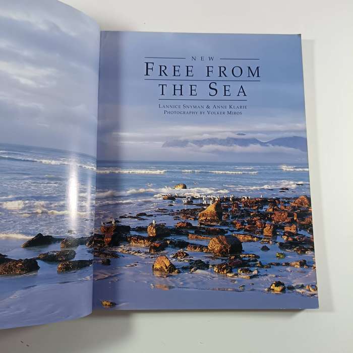Free from the Sea: The South African Seafood Cookbook  Lannice Snyman & Anne Klarie | South African