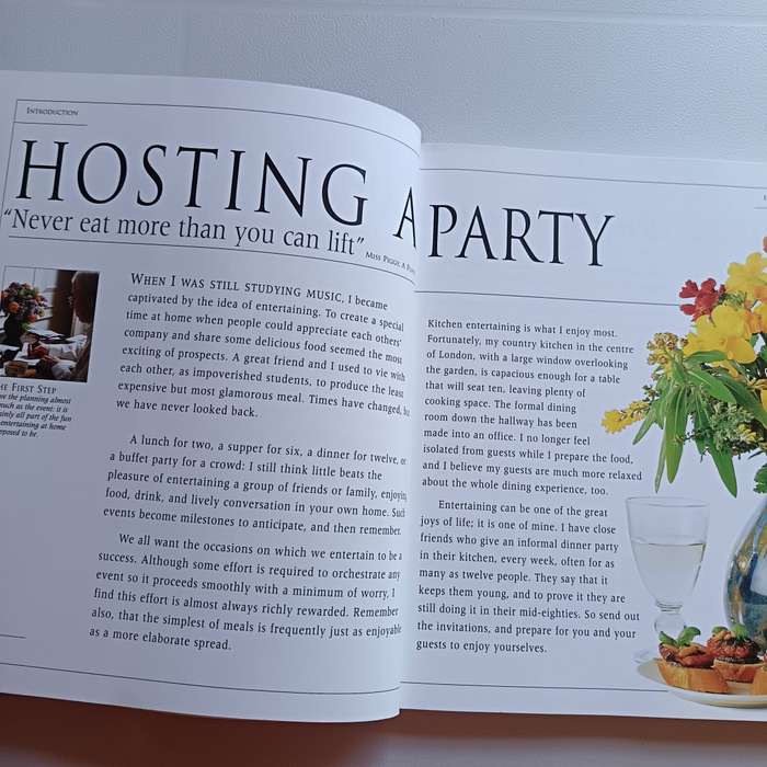 Entertaining by Malcolm Hillier | Stylish Menus, Floral Design, Elegant Hosting