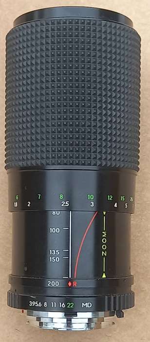 CPC Auto Zoom 80-200mm, 1:3.9 CCT, MC. MD mount.
