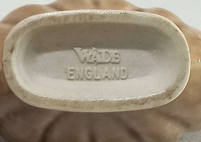 Wade England Vintage Small Posy Vase.