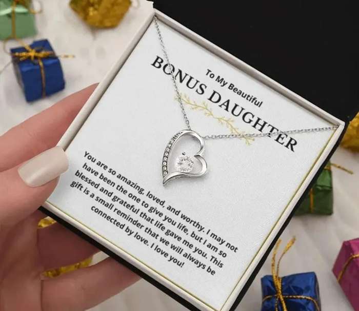 Beautiful necklace with mini card