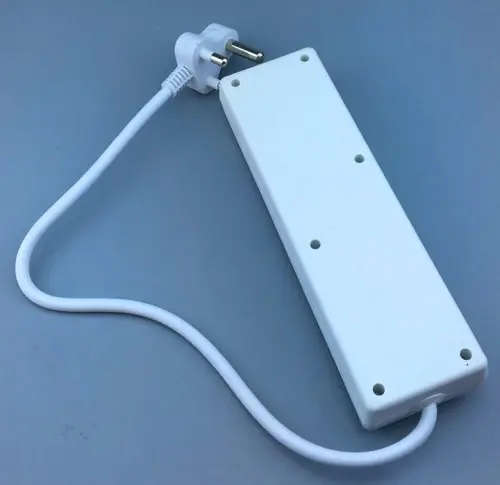 6 Way Multi-Plug