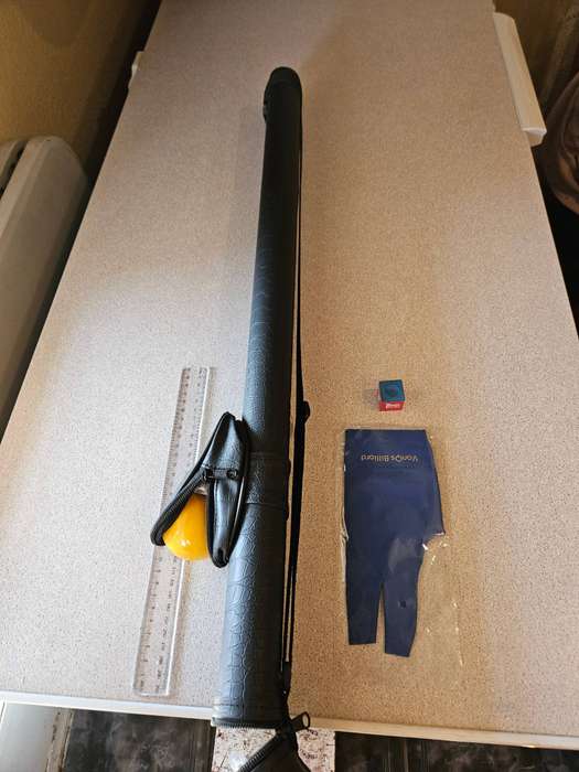 1/2-pc Oval Leather Cue Case Combo  Free Gifts Included!