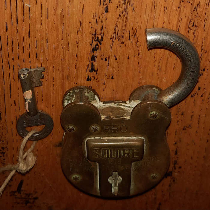 Squire 550 Solid Brass Lock (NOT WORKING)