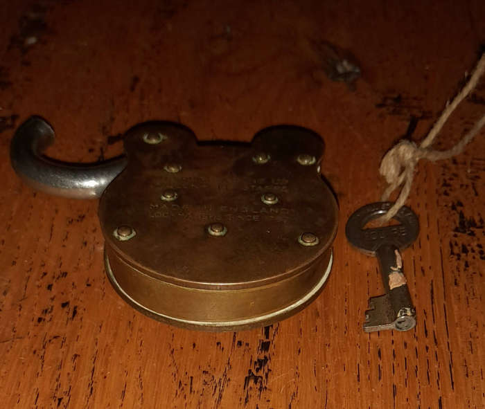 Squire 550 Solid Brass Lock (NOT WORKING)