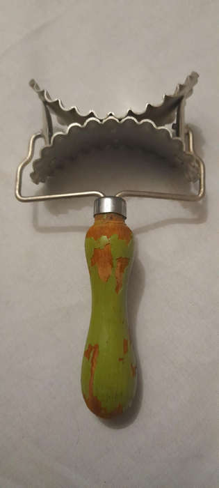 Vintage Tala Pastry Cutter