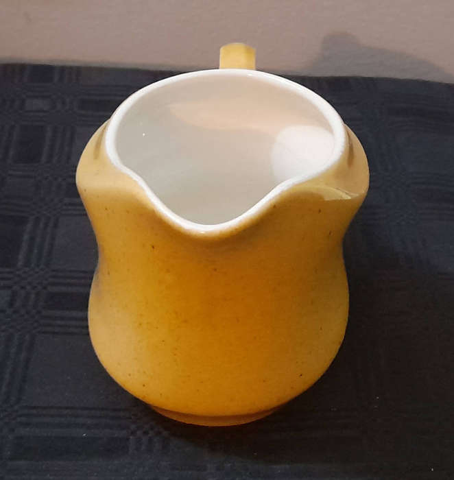 Willsgrove Ware Pottery Gravy Boat