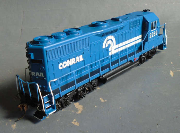 BACHMANN HO SCALE - CONRAIL GP 35 DIESEL LOCO WITH DCC ON BOARD, BOXED